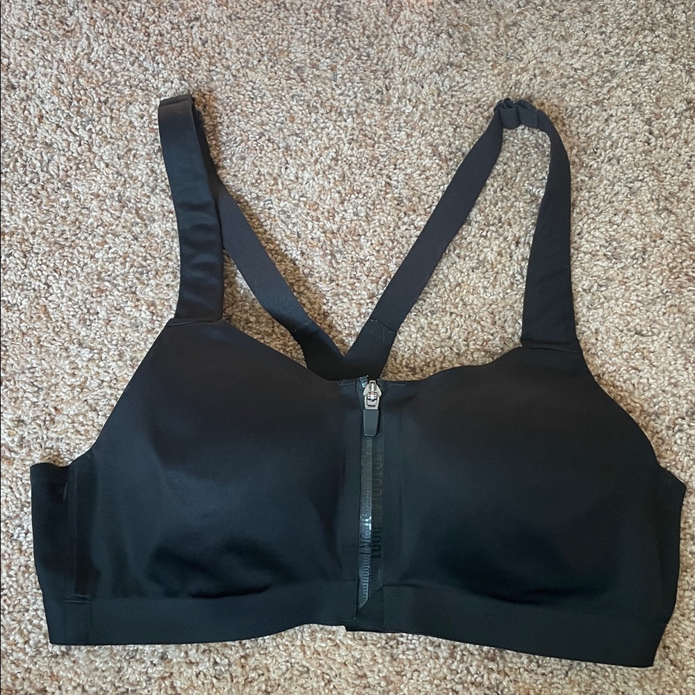 Black Front-Zip Women's Performance Bra